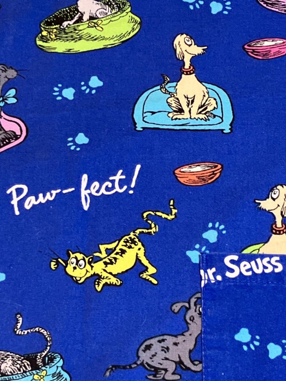 Dr. Seuss What Pet Should I Get  SM Scrub Top Royal Blue Paw-fect! 100% Cotton - Picture 2 of 8